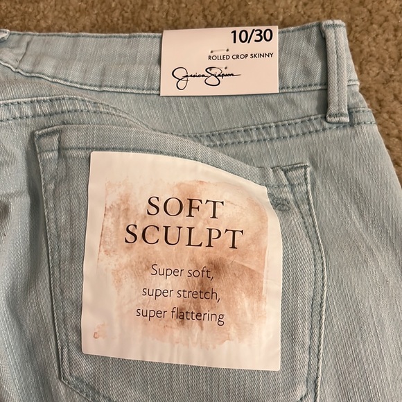 Jessica Simpson Rolled Cropped Skinny Jeans in Canal Blue - Picture 6 of 8